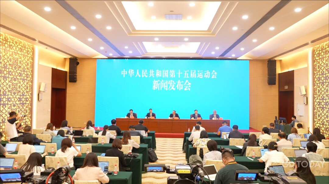 在防守时不