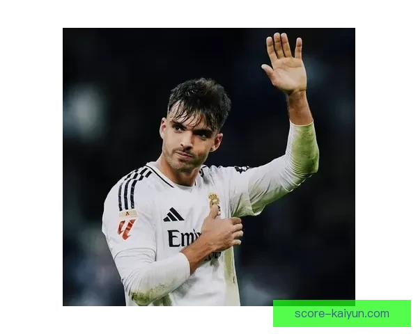 劳尔比赛节奏控制能力持续提升，中场调度表现稳健